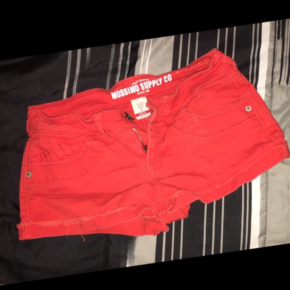 Shorts - Picture 1 of 2